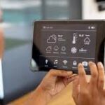 Control centralizado de accesos en casas inteligentes